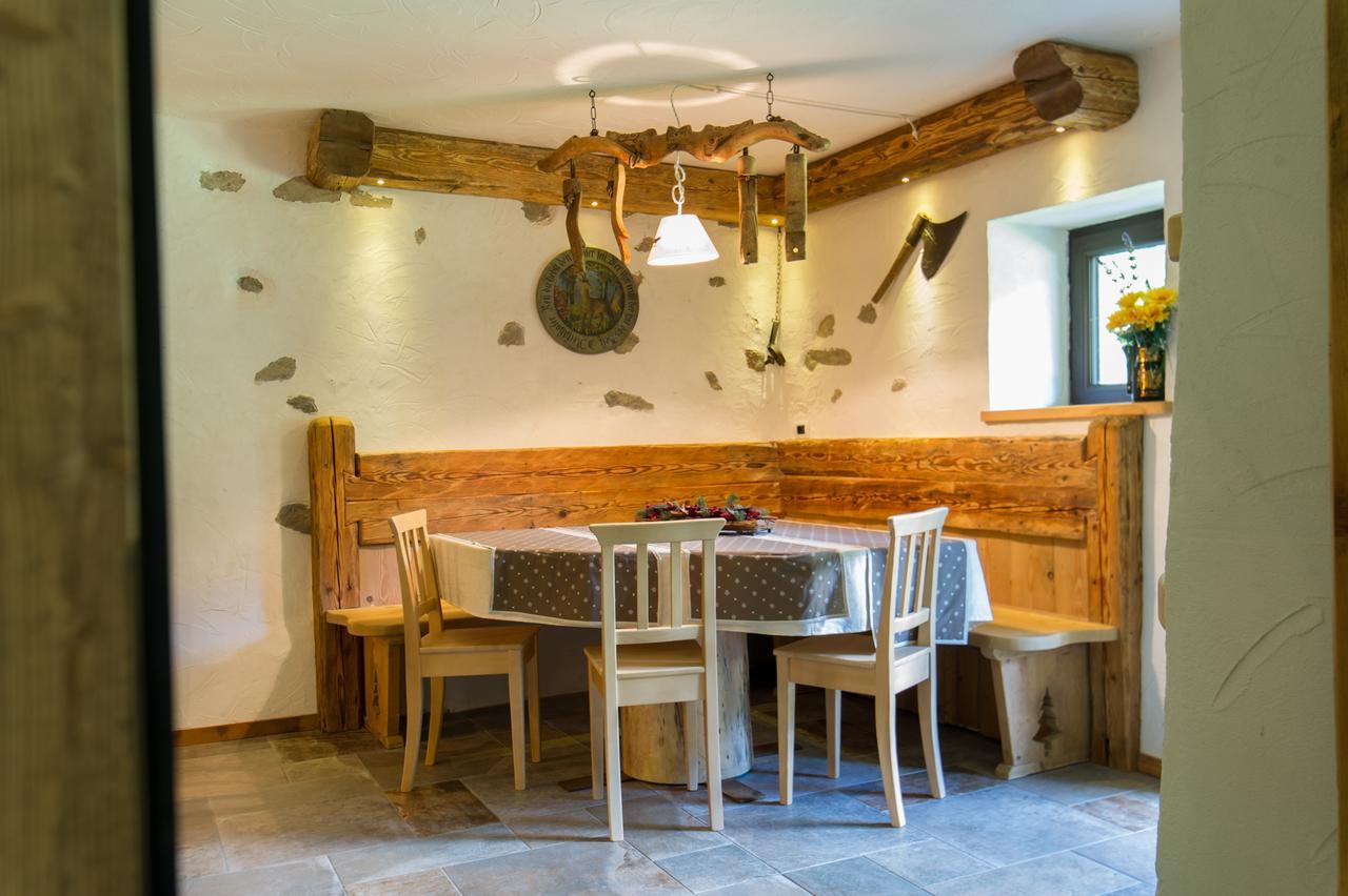 B/B La Locanda Delle Pulci Mezzana Kültér fotó